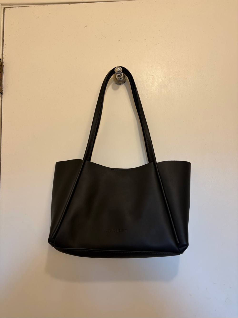 Portland Leather Verona Black Women's Tote Bag - Minimal Leather Shoulder bag